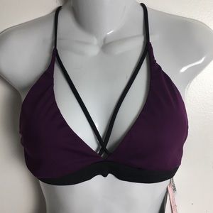 Victoria Secret Sports Bra NWT